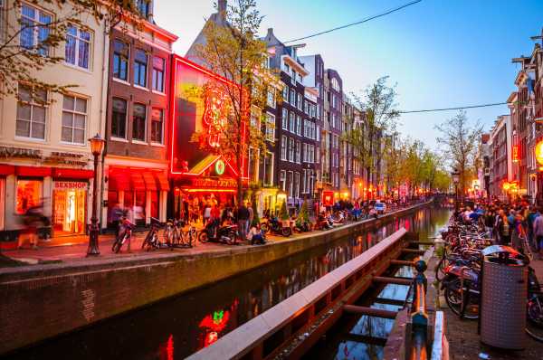 Ολλανδία: Η δήμαρχος του Άμστερνταμ ζητά ρύθμιση της αγοράς ναρκωτικών