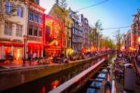 Ολλανδία: Η δήμαρχος του Άμστερνταμ ζητά ρύθμιση της αγοράς ναρκωτικών