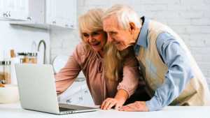 Αλλαγές για τους συνταξιούχους που εργάζονται – Τα πιθανά σενάρια για τον εξορθολογισμό του συστήματος
