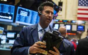 Wall: Οριακή άνοδος για τον Dow Jones και τον S&amp;P 500