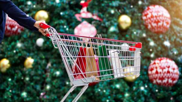 «Καλάθι Χριστουγέννων»: Σε ισχύ από σήμερα Τετάρτη 13 Δεκεμβρίου στα σουπερμάρκετ με έξι προϊόντα