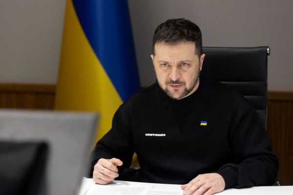 Ζελένσκι: Καμία περιοχή της Ουκρανία να μην παραδοθεί στους Ρώσους