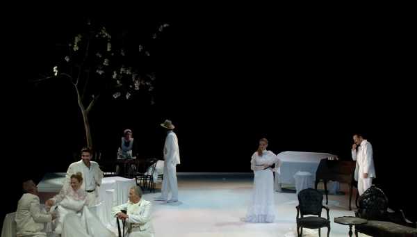 Ένθετο Τέχνες: Ξεκίνησε ο «Πλατόνοφ» του Τσέχοφ στο Δημοτικό Θέατρο Πειραιά