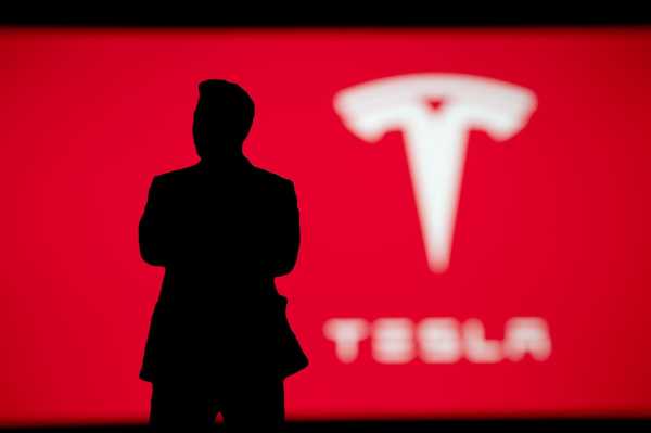 Έλον Μασκ: Δεκάδες εκδικητικές απολύσεις στην Tesla